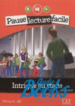  +  "Pause lecture facile 4 Intrigue Au Stade" -  