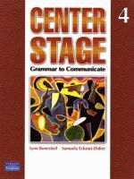 Lynn Bonesteel - Center Stage: Grammar to Communicate 4. International version ()